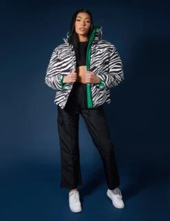 REVERSIBLE QUILTED PUFFER GREEN AND ZEBRA