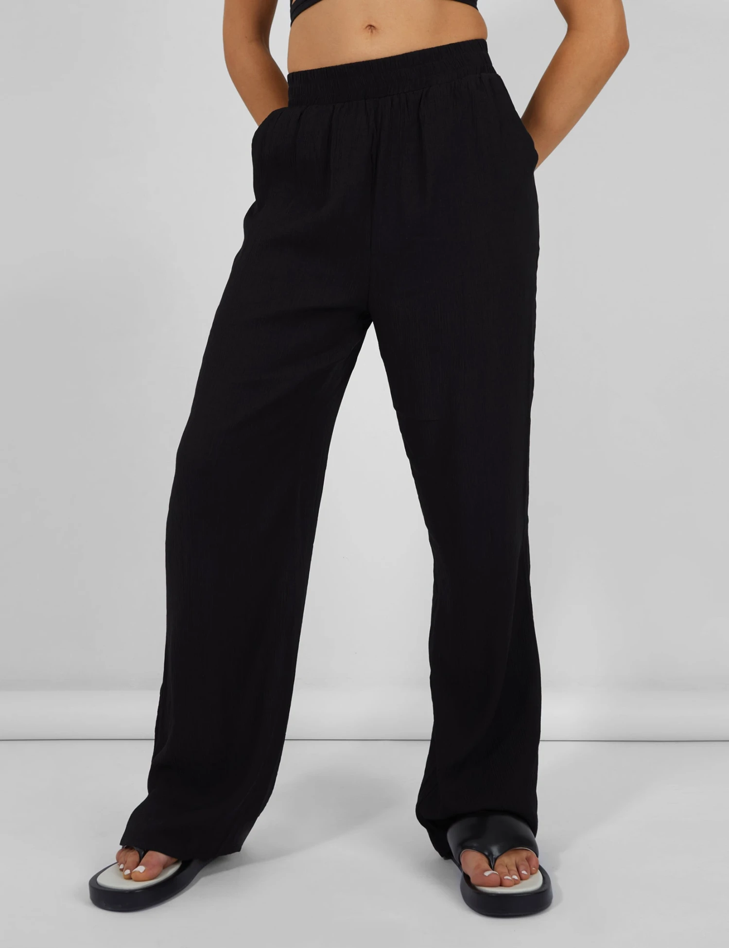 Crinkle Elasticated Waist Wide Leg Trousers Black - Image 2