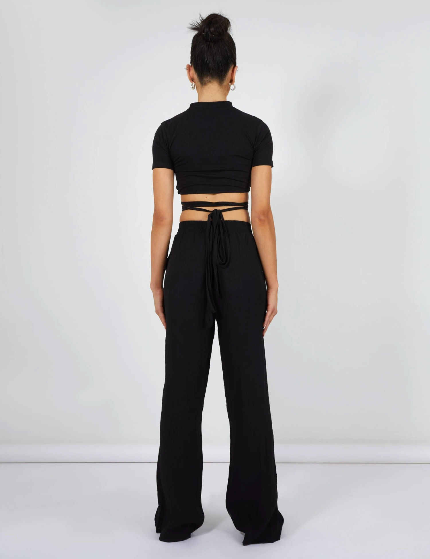 Crinkle Elasticated Waist Wide Leg Trousers Black - Image 4