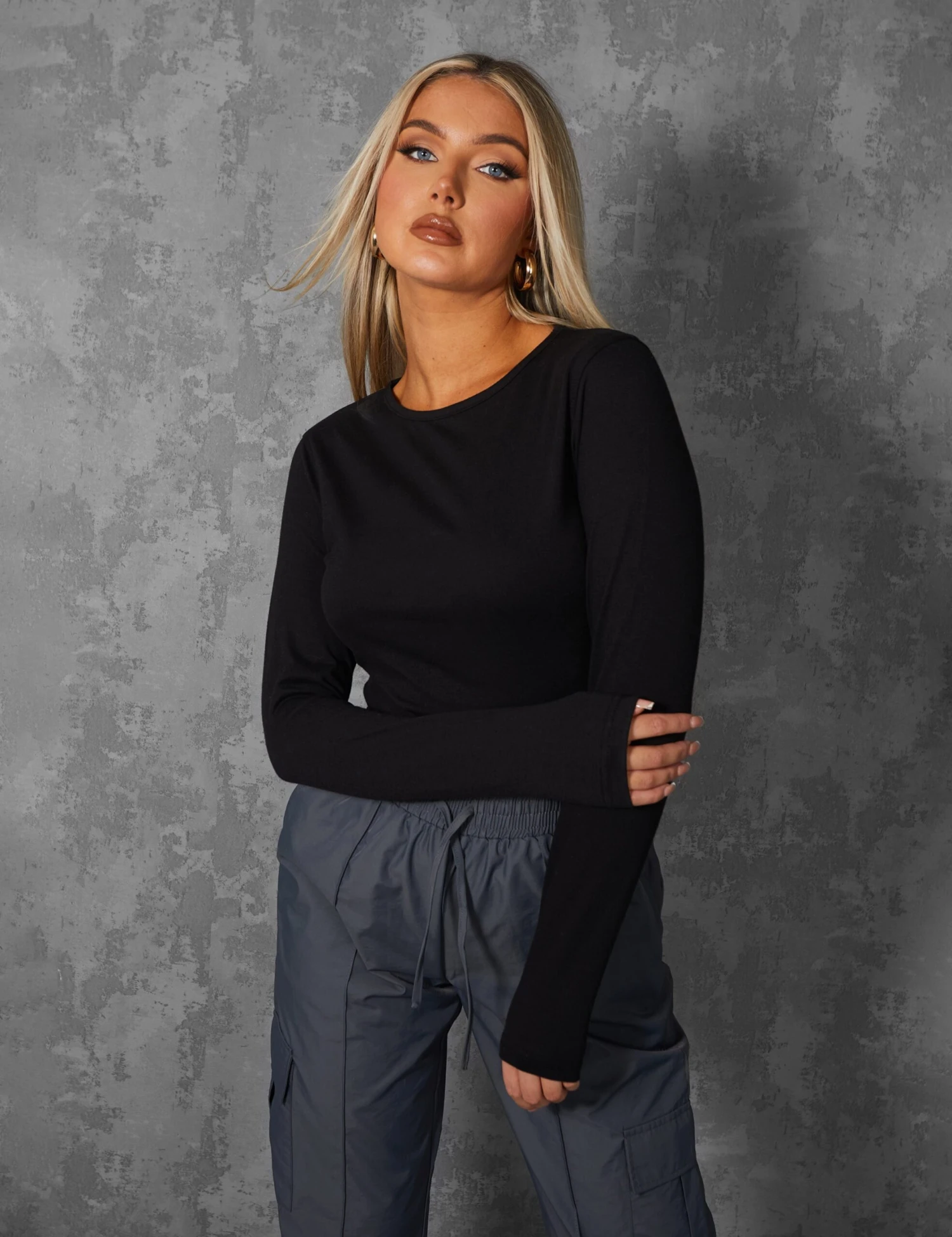 FITTED LONG SLEEVE T-SHIRT BLACK - Image 4